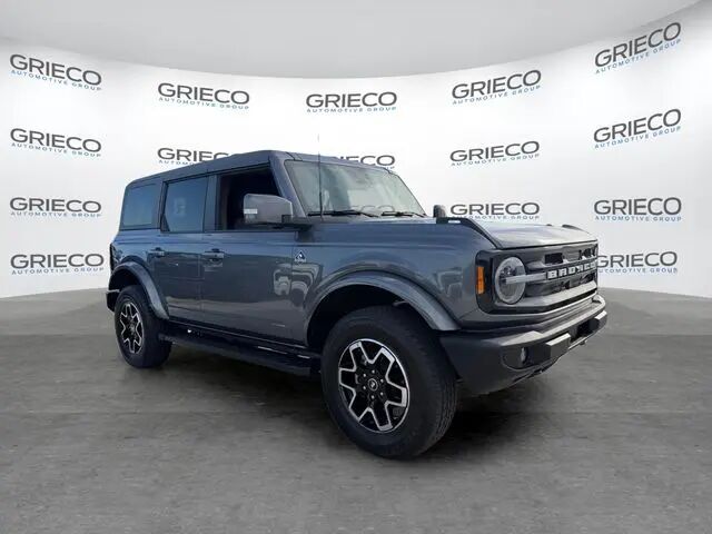 2024 Ford Bronco Outer Banks — photo 1 of 1