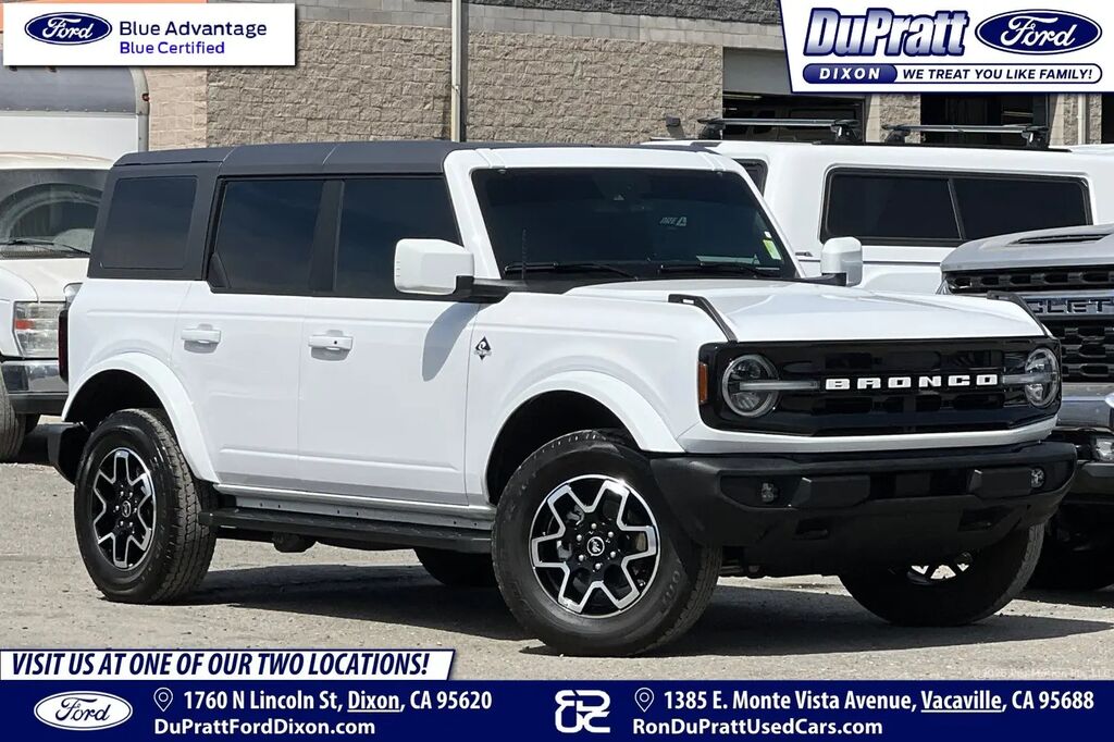 2024 Ford Bronco Outer Banks — photo 1 of 38