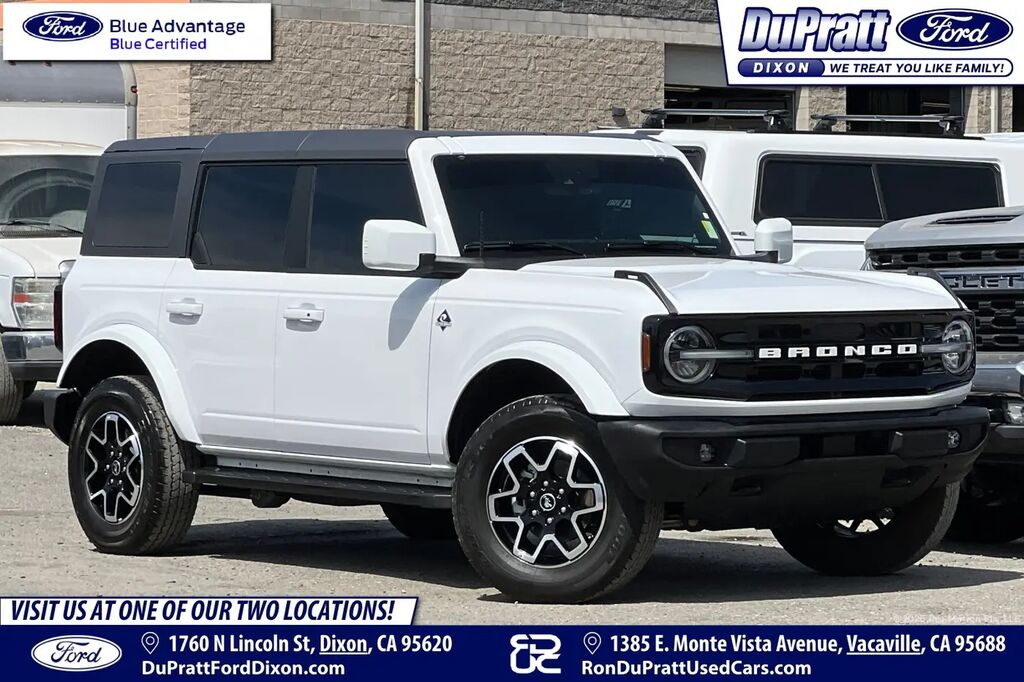 2024 Ford Bronco Outer Banks — photo 1 of 13