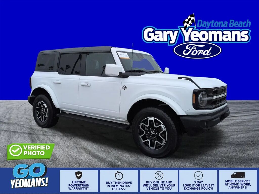 2024 Ford Bronco Outer Banks — photo 1 of 13