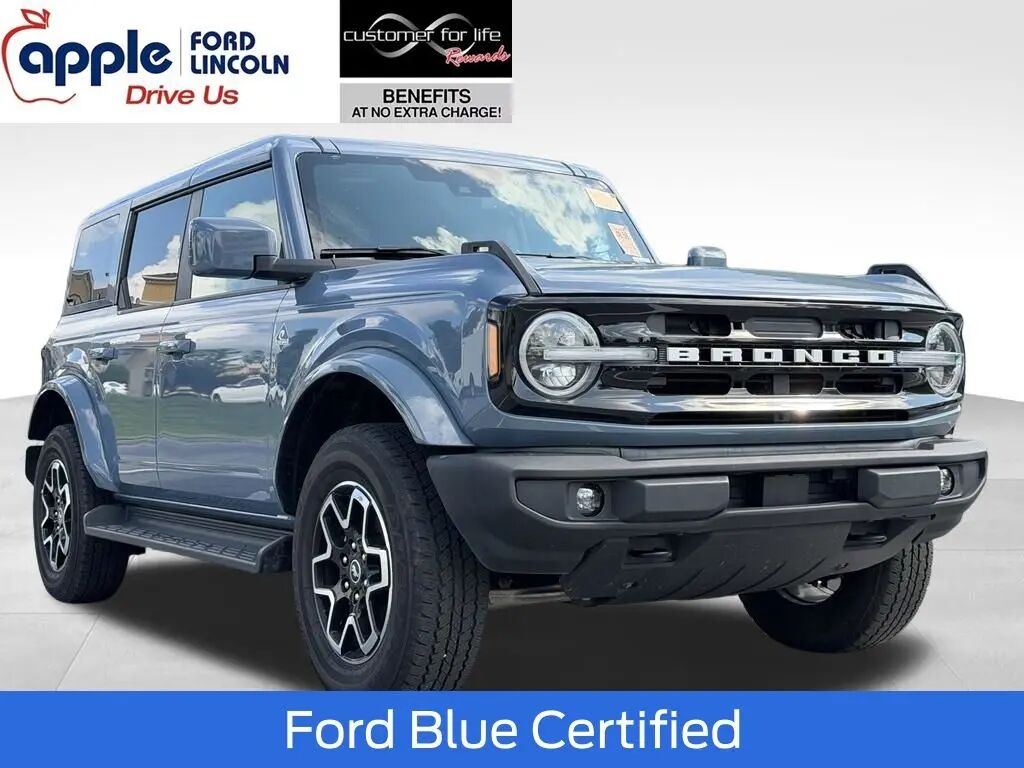 2025 Ford Bronco Outer Banks — photo 1 of 48