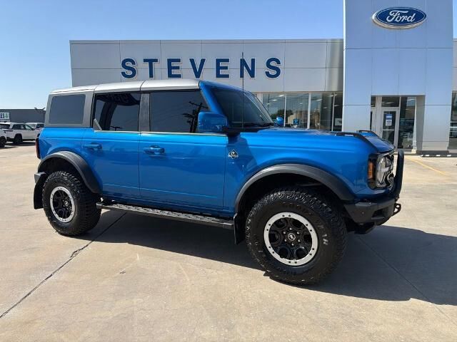 2024 Ford Bronco Outer Banks — photo 1 of 25
