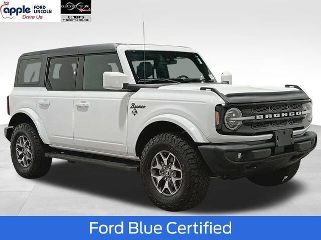 2024 Ford Bronco Outer Banks — photo 1 of 13