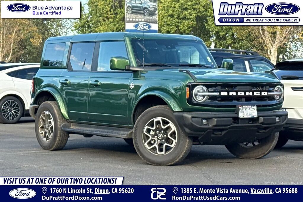 2025 Ford Bronco Outer Banks — photo 1 of 11