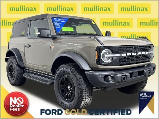 2025 Ford Bronco Badlands — photo 1 of 18