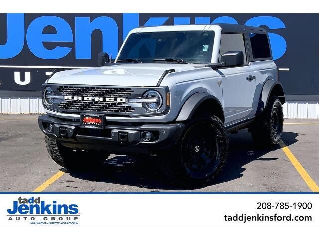 2026 Ford Bronco Badlands — photo 1 of 13
