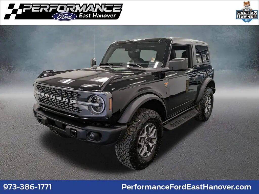 2025 Ford Bronco Badlands — photo 1 of 38