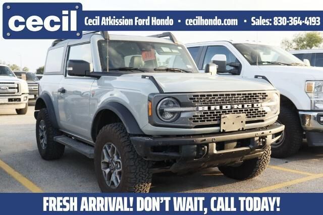 2024 Ford Bronco Badlands — photo 1 of 13
