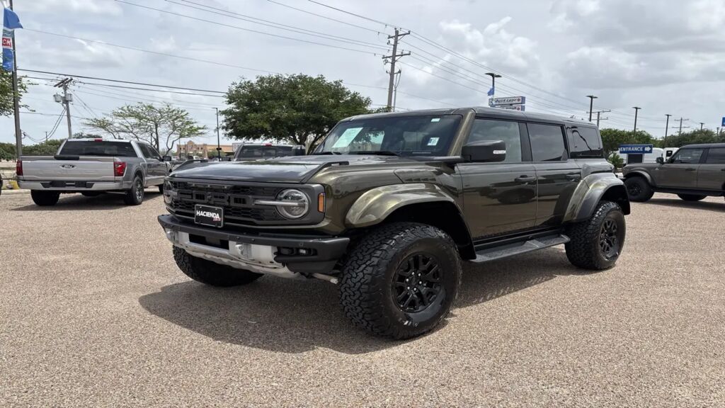 2026 Ford Bronco Raptor — photo 1 of 23