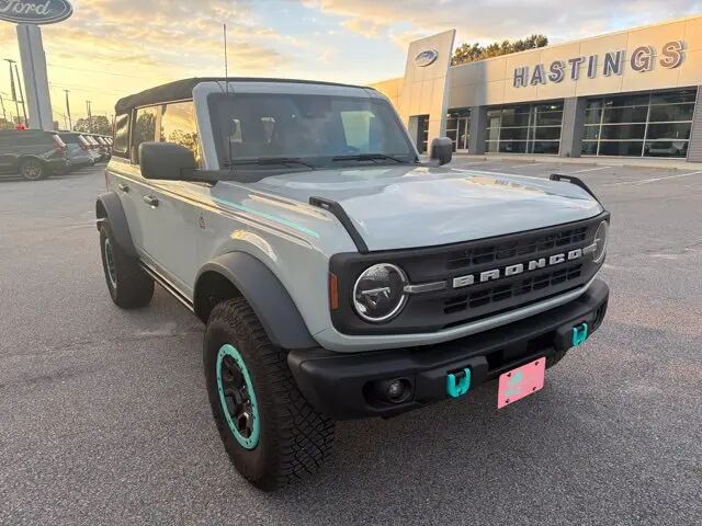 2024 Ford Bronco Black Diamond — photo 1 of 12