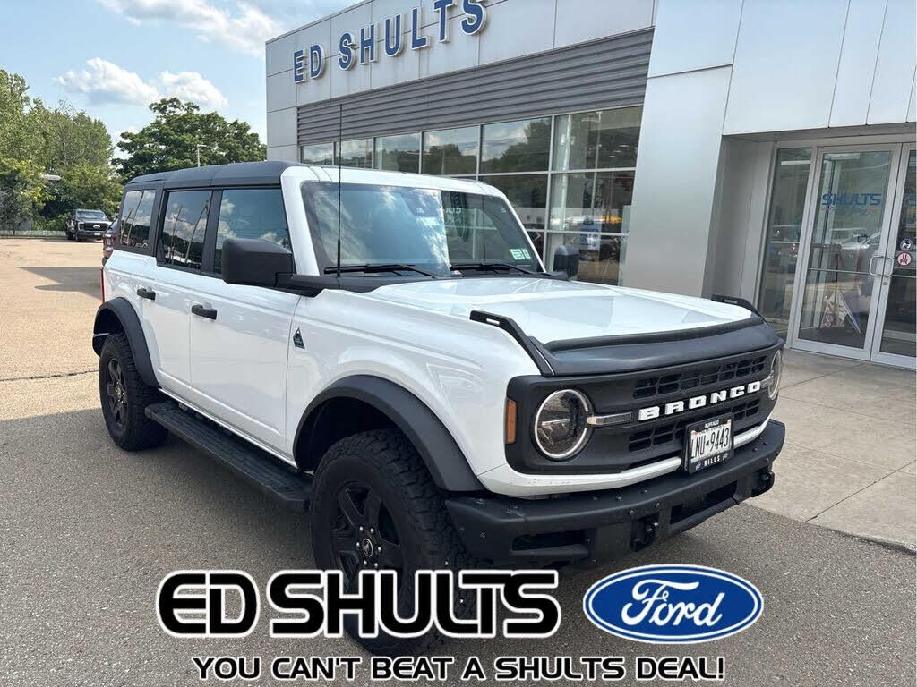 2024 Ford Bronco Black Diamond — photo 1 of 14