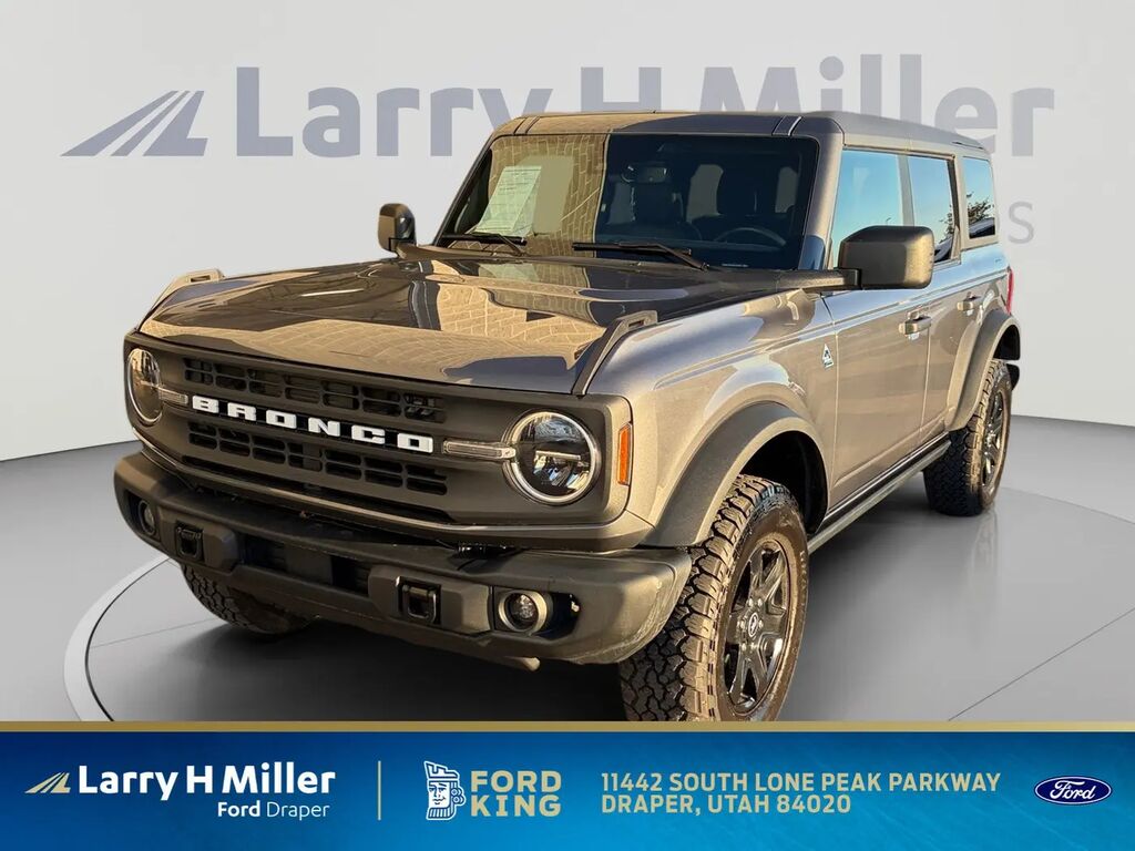 2024 Ford Bronco Black Diamond — photo 1 of 13