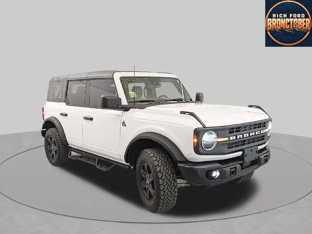 2024 Ford Bronco Black Diamond — photo 1 of 13