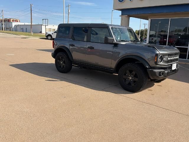 2024 Ford Bronco Black Diamond