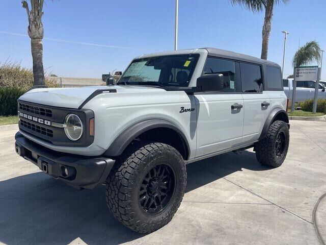 2024 Ford Bronco Black Diamond