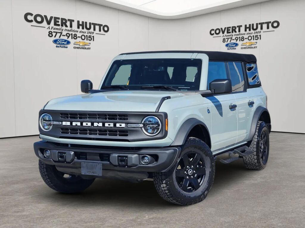 2024 Ford Bronco Black Diamond — photo 1 of 13