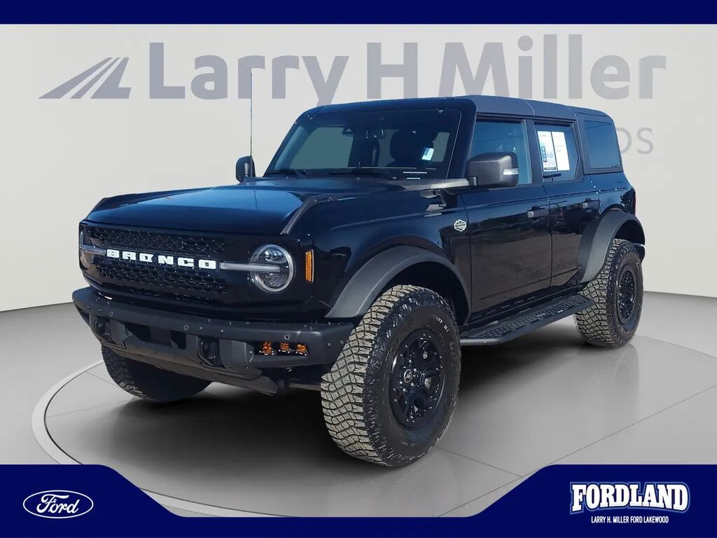 2024 Ford Bronco Wildtrak — photo 1 of 26