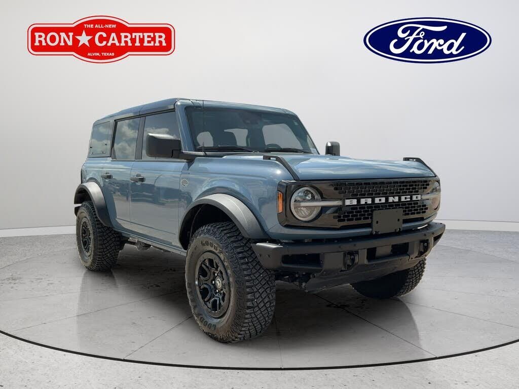 2024 Ford Bronco Wildtrak — photo 1 of 1