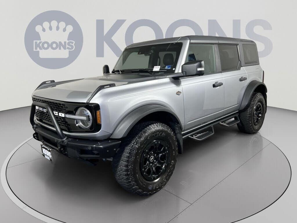 2024 Ford Bronco Wildtrak — photo 1 of 1