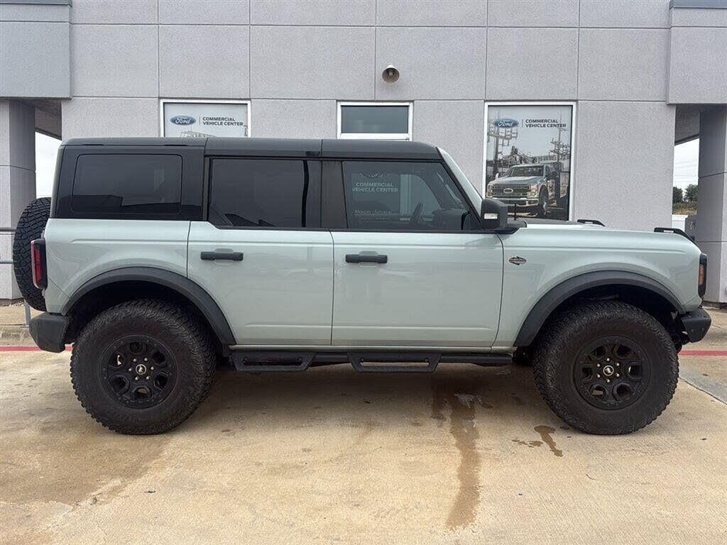 2024 Ford Bronco Wildtrak — photo 1 of 1