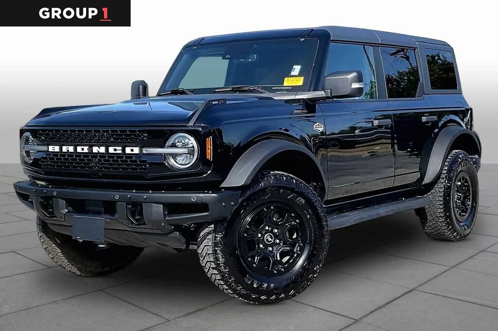 2024 Ford Bronco Wildtrak — photo 1 of 12