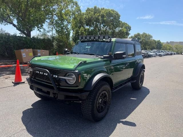 2024 Ford Bronco Wildtrak — photo 1 of 26