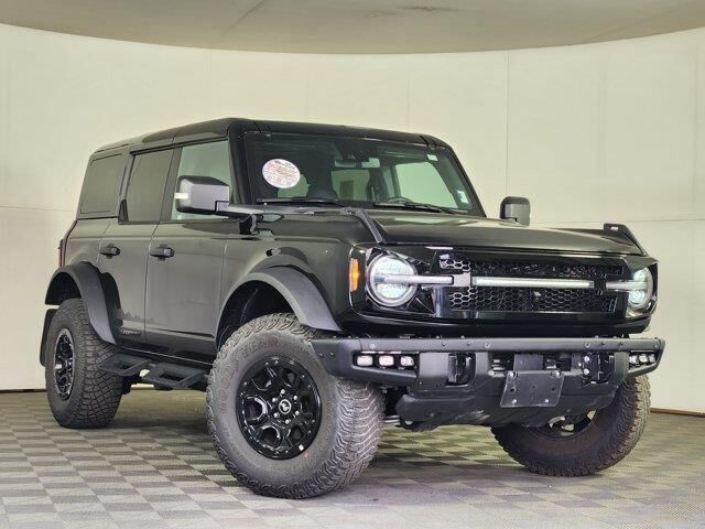 2024 Ford Bronco Wildtrak — photo 1 of 27
