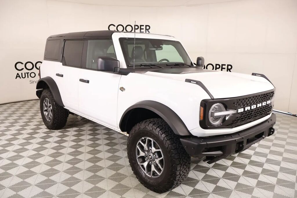 2024 Ford Bronco Wildtrak — photo 1 of 27