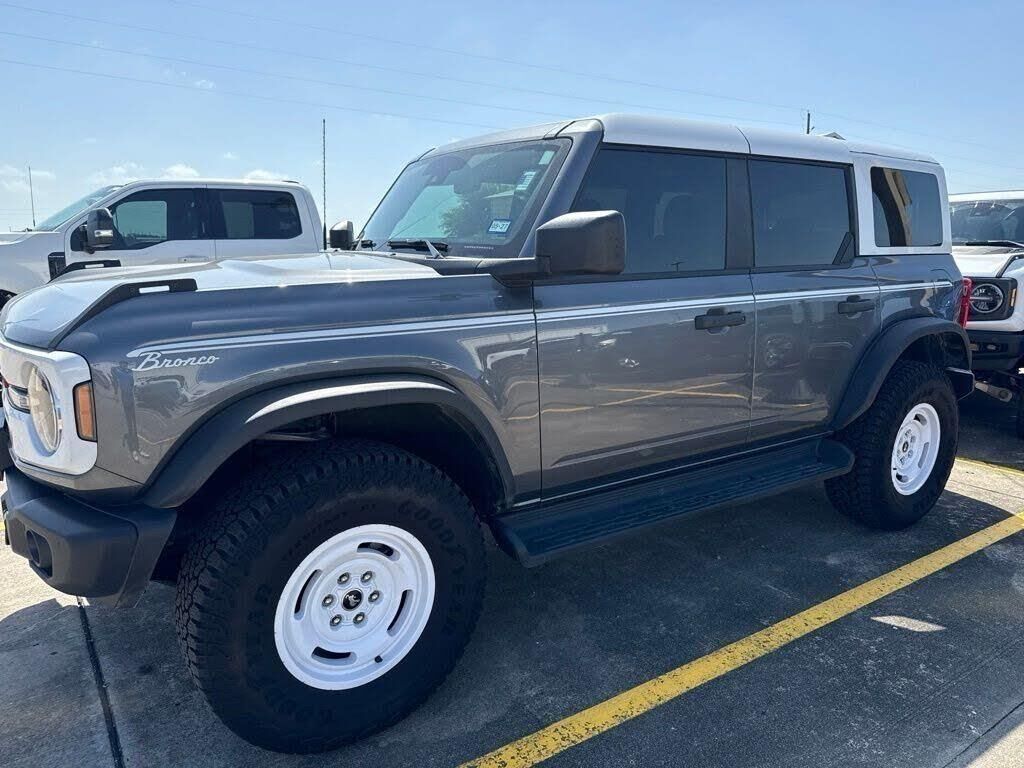 2025 Ford Bronco Heritage Edition — photo 1 of 3