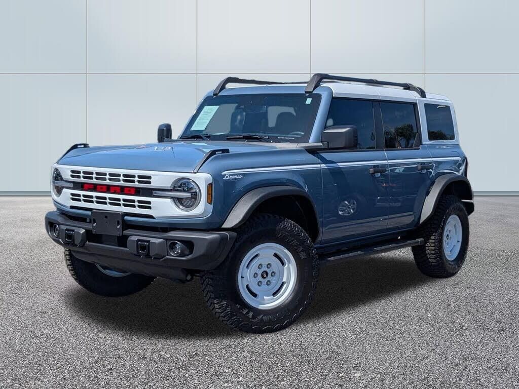 2023 Ford Bronco Heritage Edition — photo 1 of 1