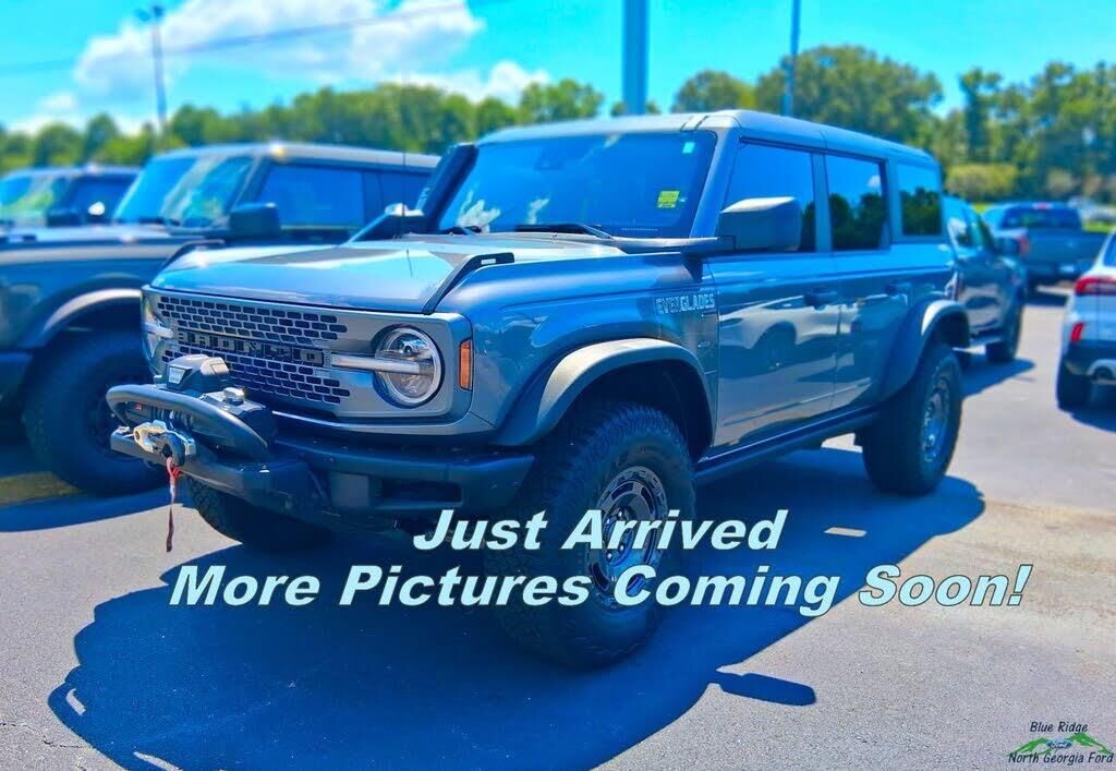2024 Ford Bronco Everglades — photo 1 of 2