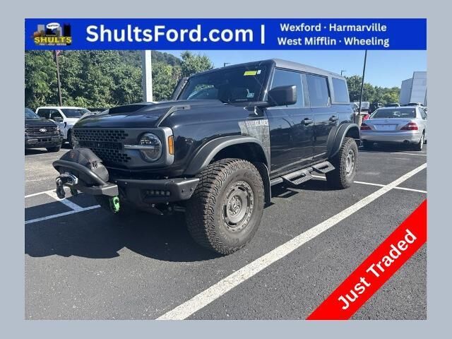 2024 Ford Bronco Everglades — photo 1 of 10