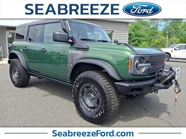 2024 Ford Bronco Everglades — photo 1 of 14