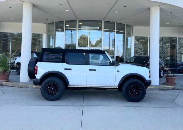 2021 Ford Bronco Black Diamond — photo 1 of 3