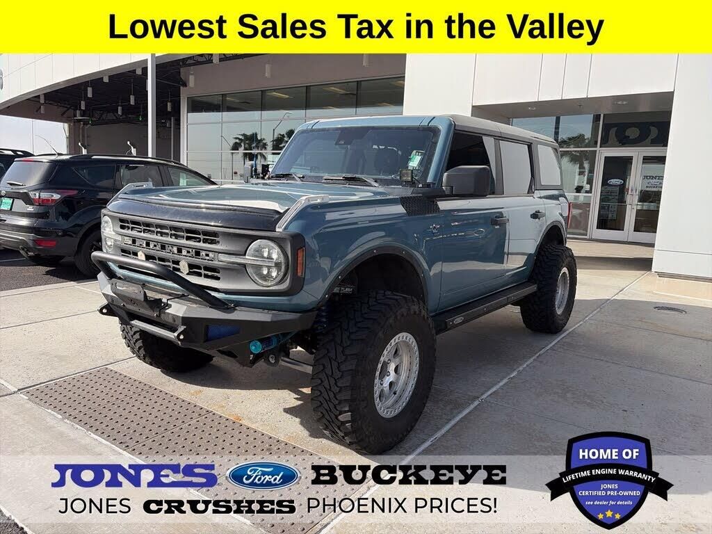 2021 Ford Bronco Black Diamond — photo 1 of 1