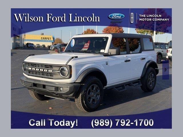 2023 Ford Bronco Big Bend — photo 1 of 13