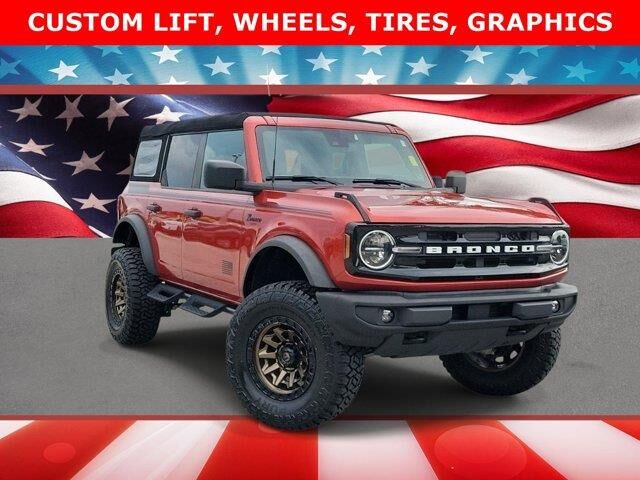 2023 Ford Bronco Big Bend — photo 1 of 39