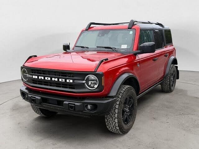 2023 Ford Bronco Black Diamond — photo 1 of 12