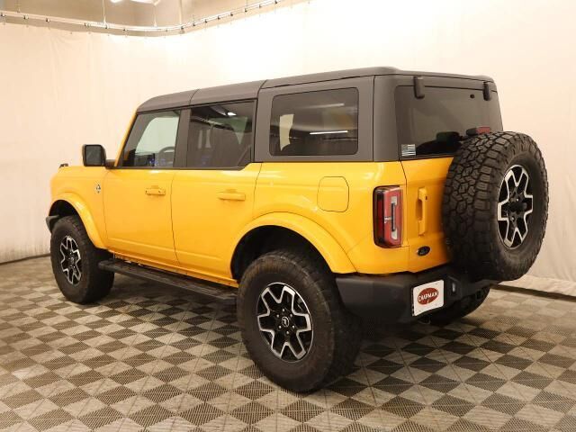 2022 Ford Bronco Outer Banks — photo 1 of 26
