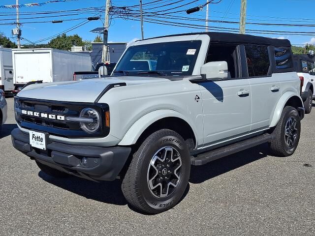 2023 Ford Bronco Outer Banks