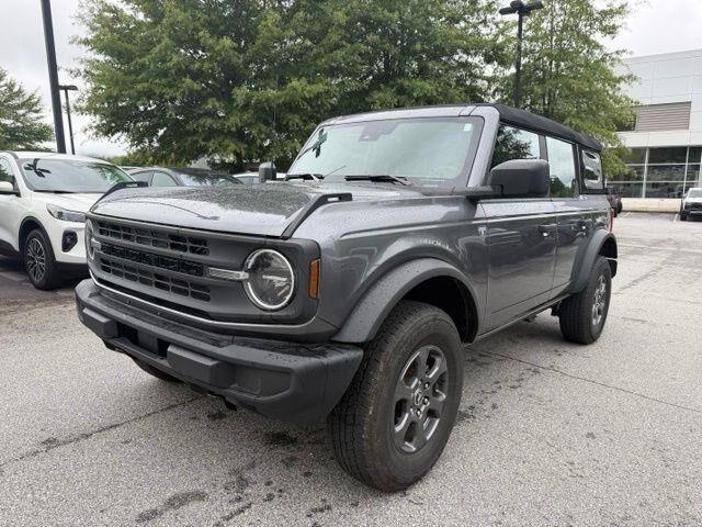 2023 Ford Bronco Outer Banks — photo 1 of 13