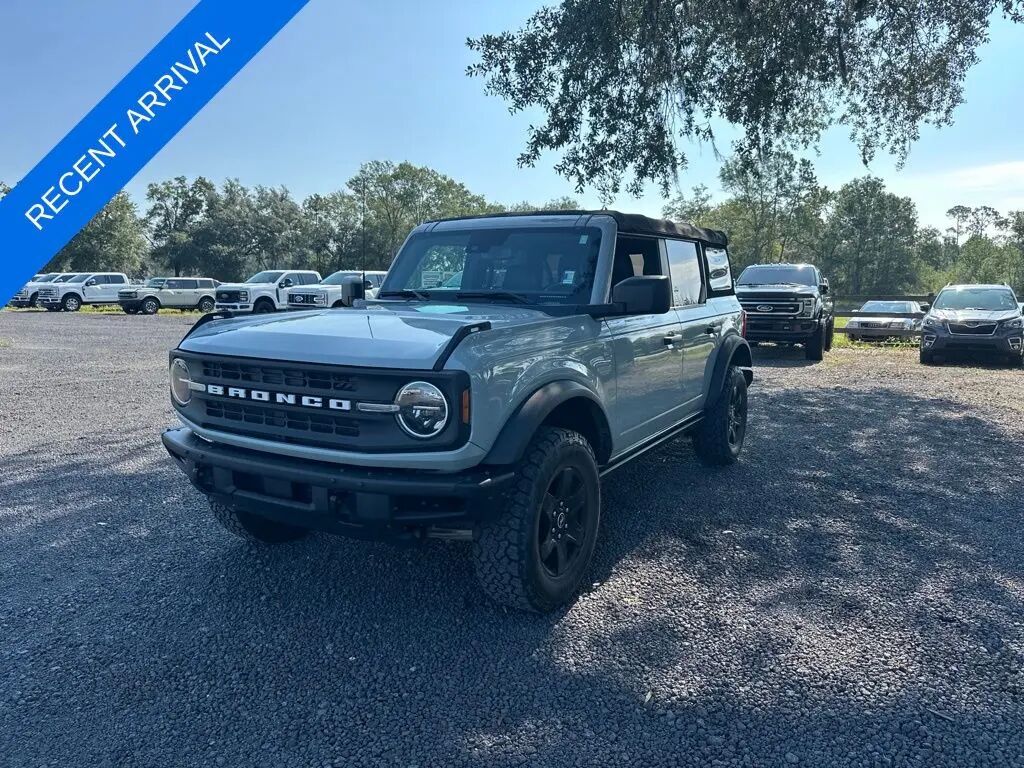 2021 Ford Bronco Black Diamond — photo 1 of 50