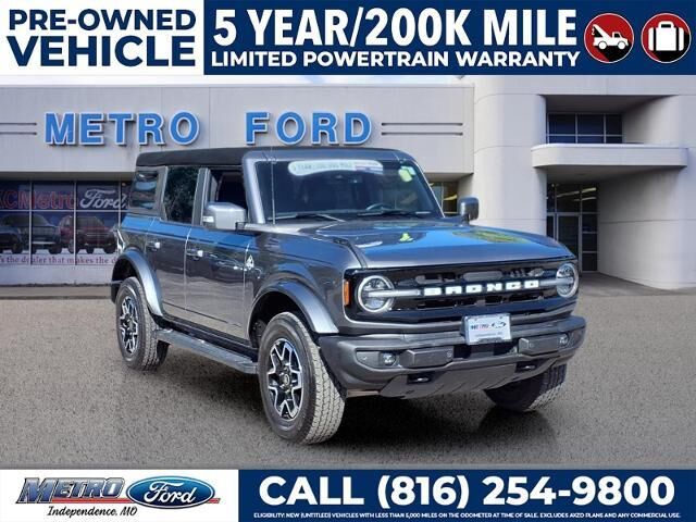 2023 Ford Bronco Outer Banks — photo 1 of 13
