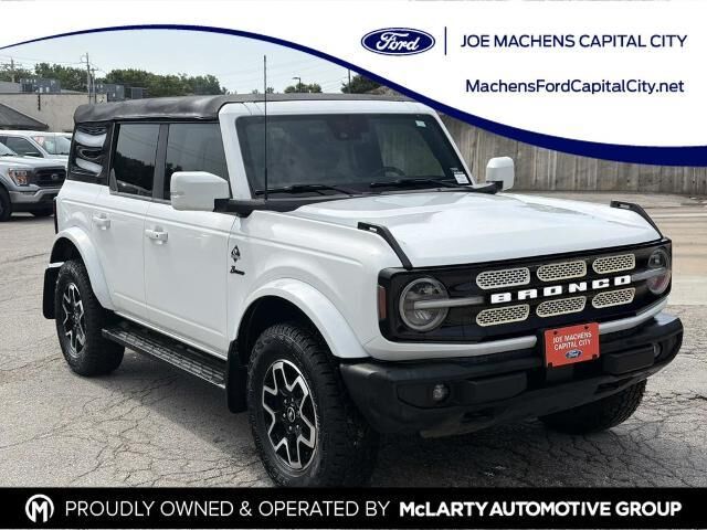 2021 Ford Bronco Outer Banks — photo 1 of 26