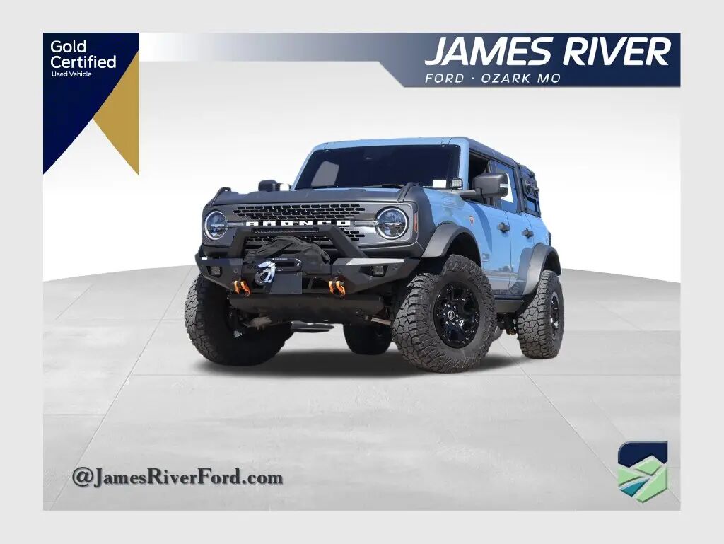 2023 Ford Bronco Base Advanced — photo 1 of 13