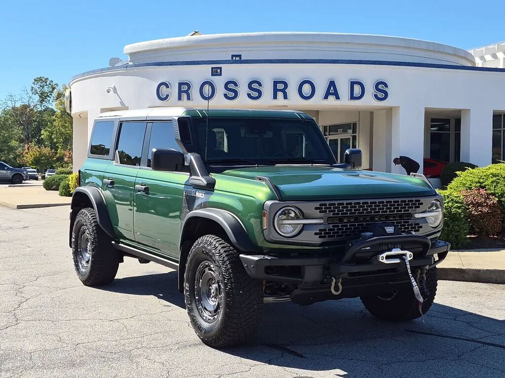 2023 Ford Bronco Base Advanced — photo 1 of 13