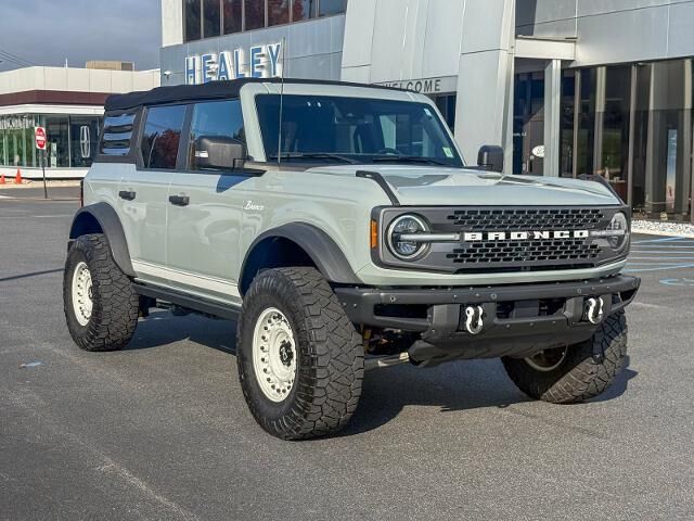 2022 Ford Bronco Base Advanced