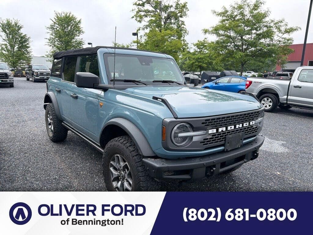 2022 Ford Bronco Base Advanced — photo 1 of 2
