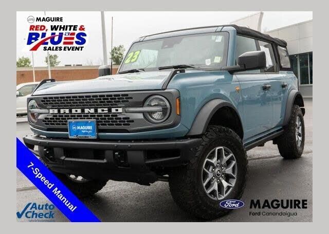 2023 Ford Bronco Base Advanced — photo 1 of 2