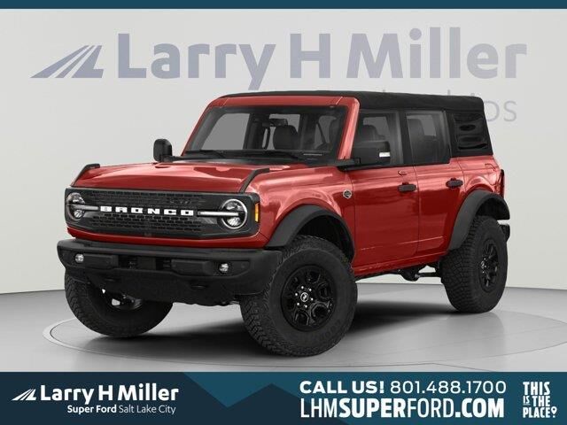 2023 Ford Bronco Base Advanced — photo 1 of 33